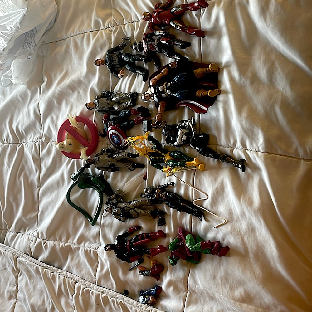 Action figure toys